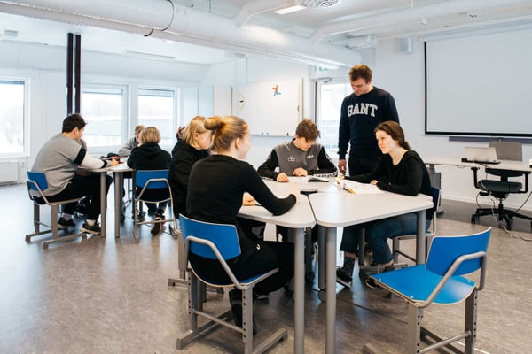 Dry indoor air reduces work efficiency