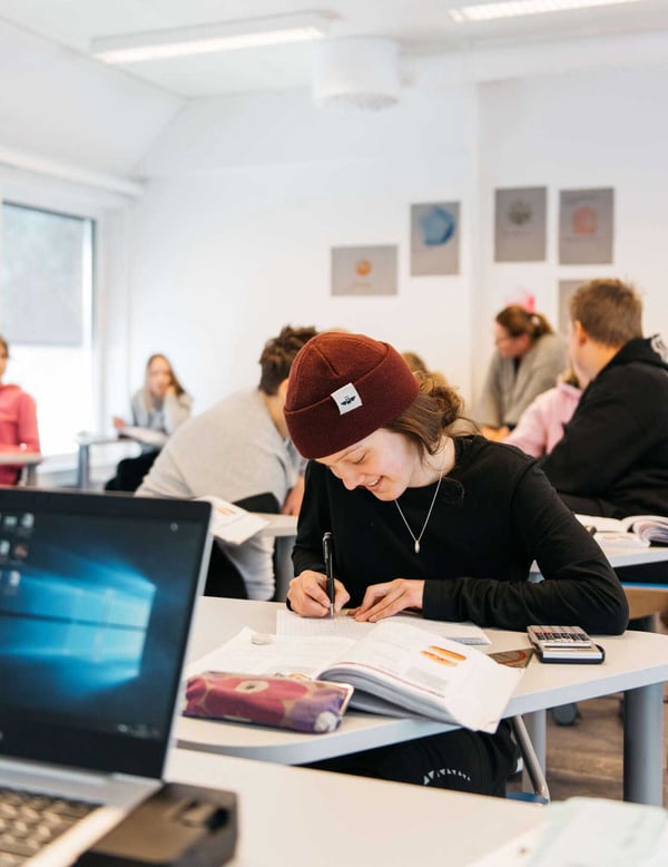 EN | Our offering - Solutions - School