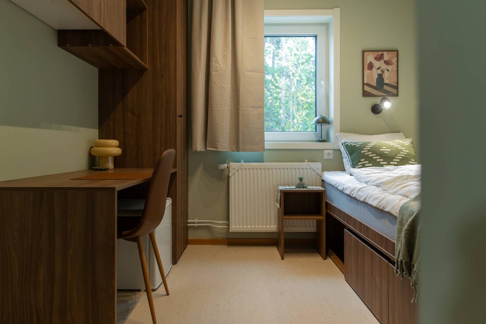 Premium modular worker accommodation bedroom