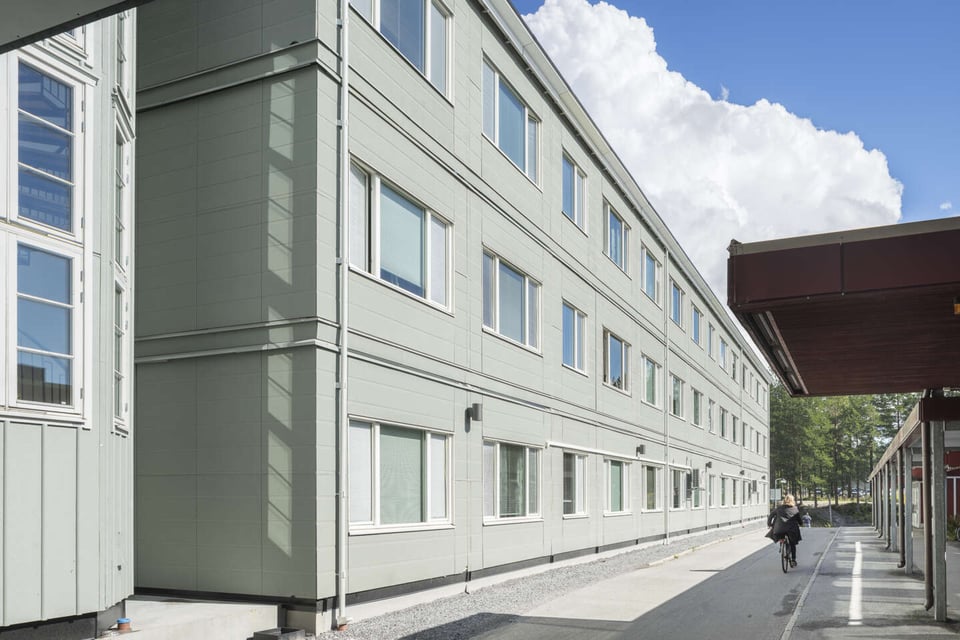 exterior-healthcare-hospital-modular-building-10