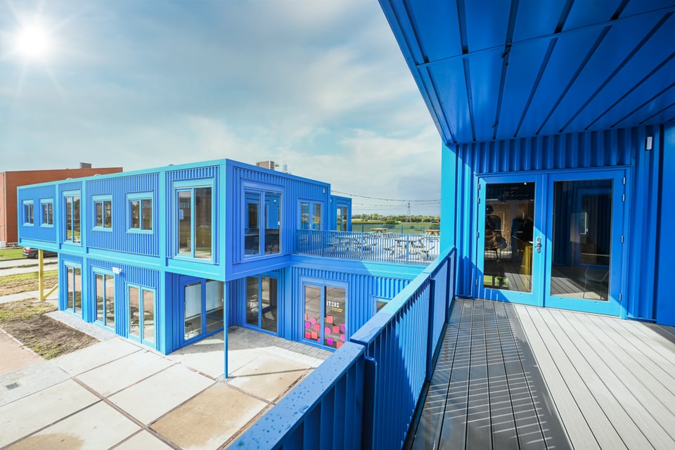 modular-office-building-adapteo-19