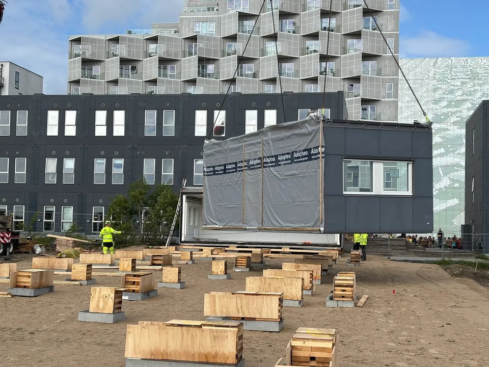 Renting a module building